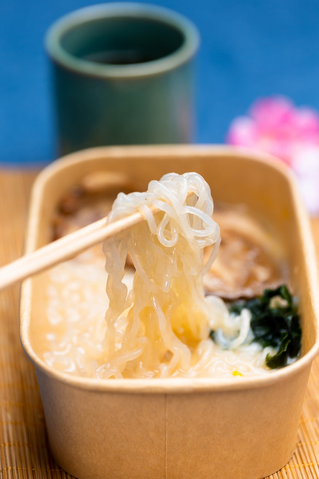 日式豬骨湯蒟蒻麵